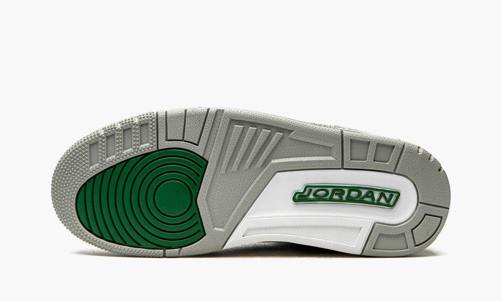 "Pine Green" Air Jordan 3 Retro - product image from the listing.