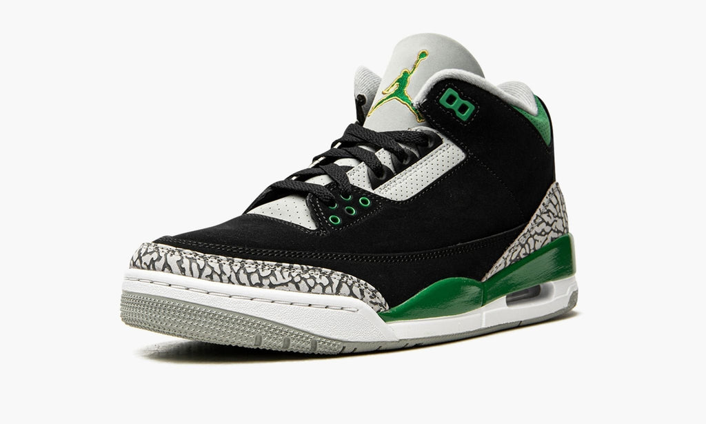 "Pine Green" Air Jordan 3 Retro - product image from the listing.