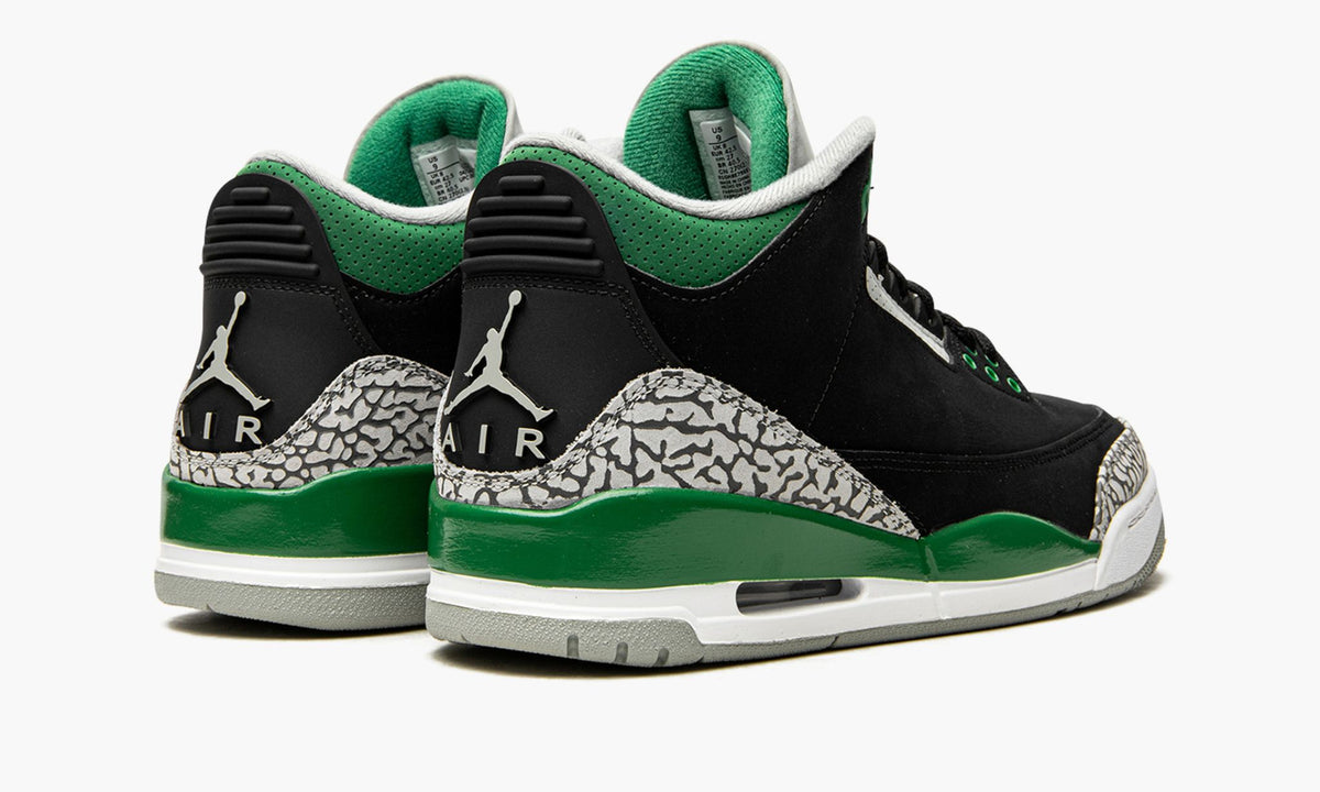 "Pine Green" Air Jordan 3 Retro - product image from the listing.