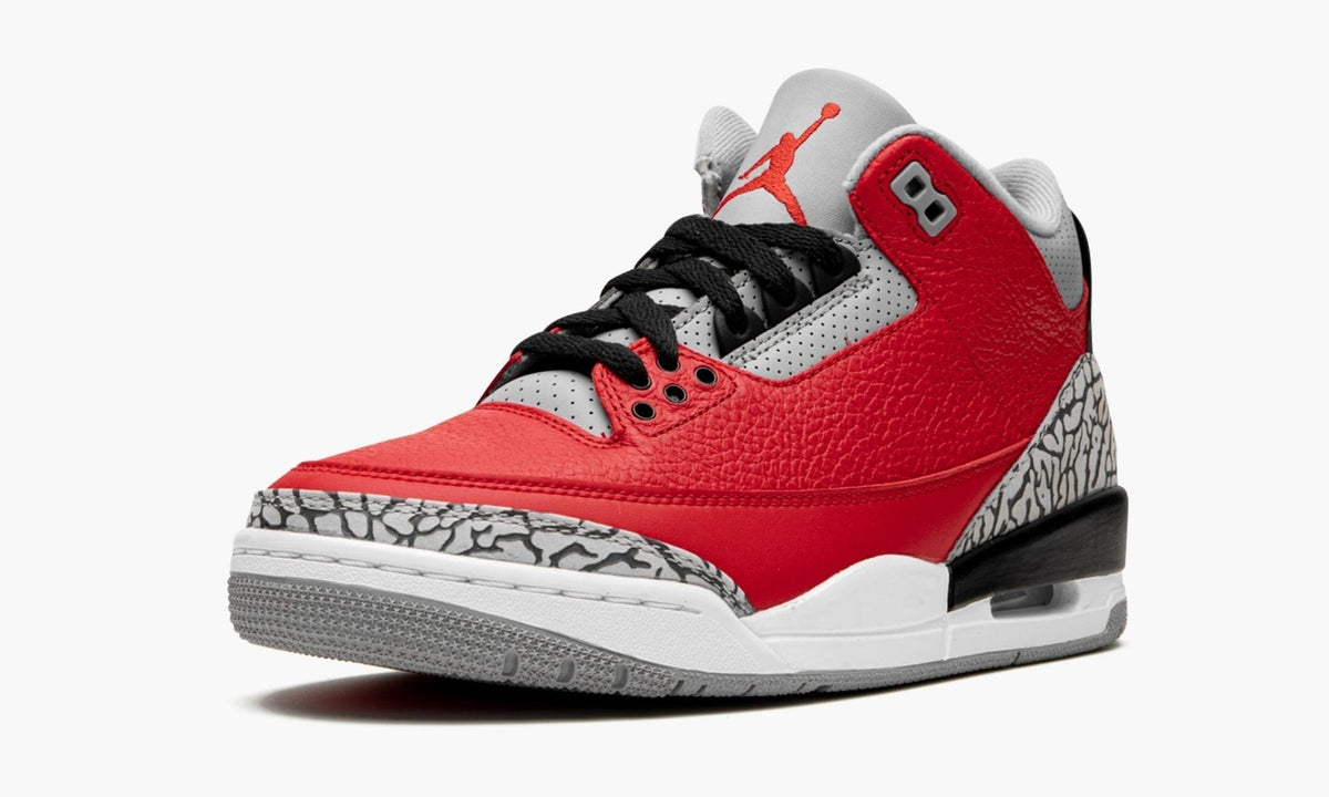 "Red Cement/Unite" Air Jordan 3 Retro - product image from the listing.