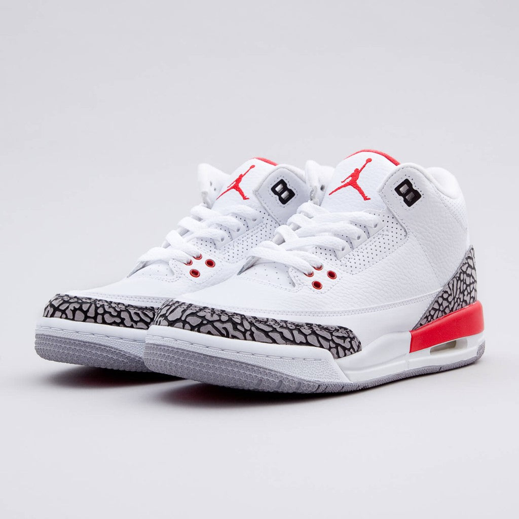 Hall ofFame - Air Jordan 3 Retro 398614 - product image from the listing.