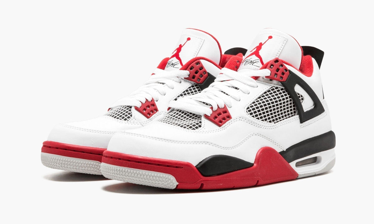 "Fire Red" Air Jordan 4 Retro - product image from the listing.
