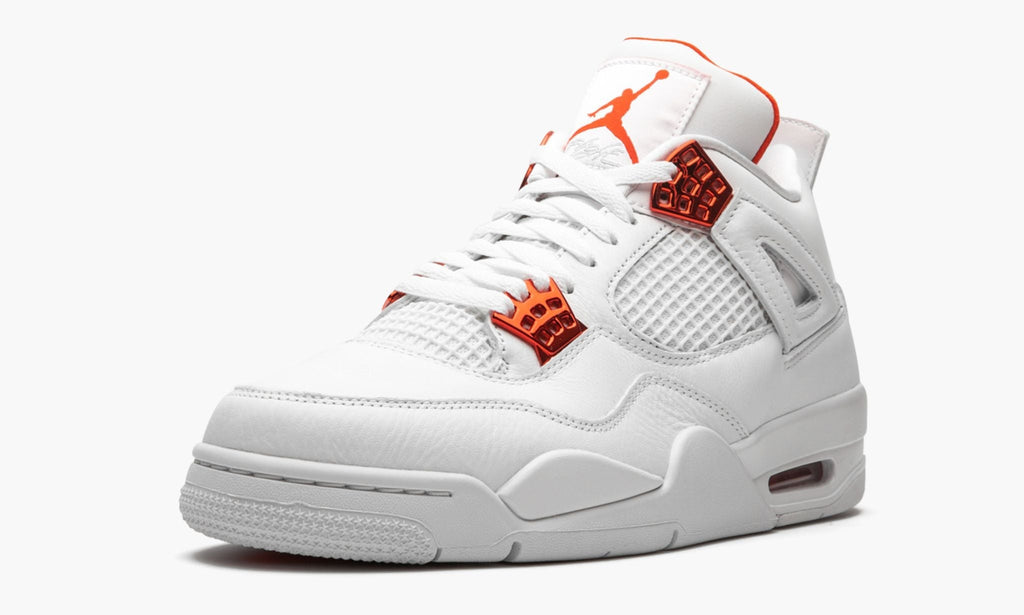 Air Jordan 4 Retro Metallic Pack in Orange - product image from the listing.