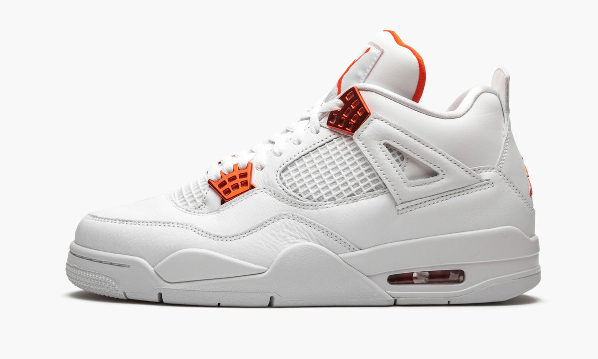 Air Jordan 4 Retro Metallic Pack in Orange - product image from the listing.