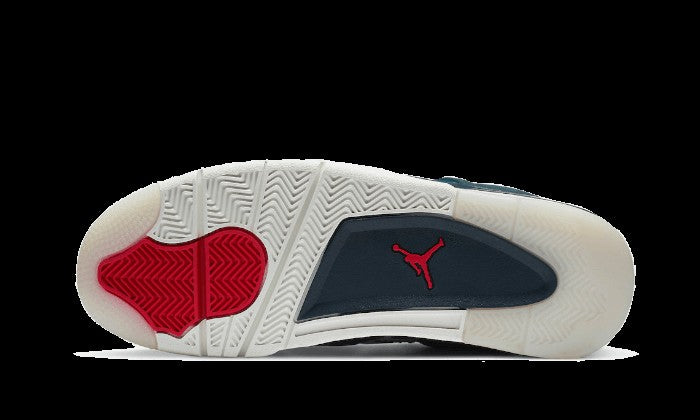 Deep Ocean - Air Jordan 4 Retro SE - product image from the listing.
