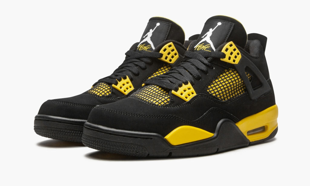 Thunder - Air Jordan 4 Retro - product image from the listing.