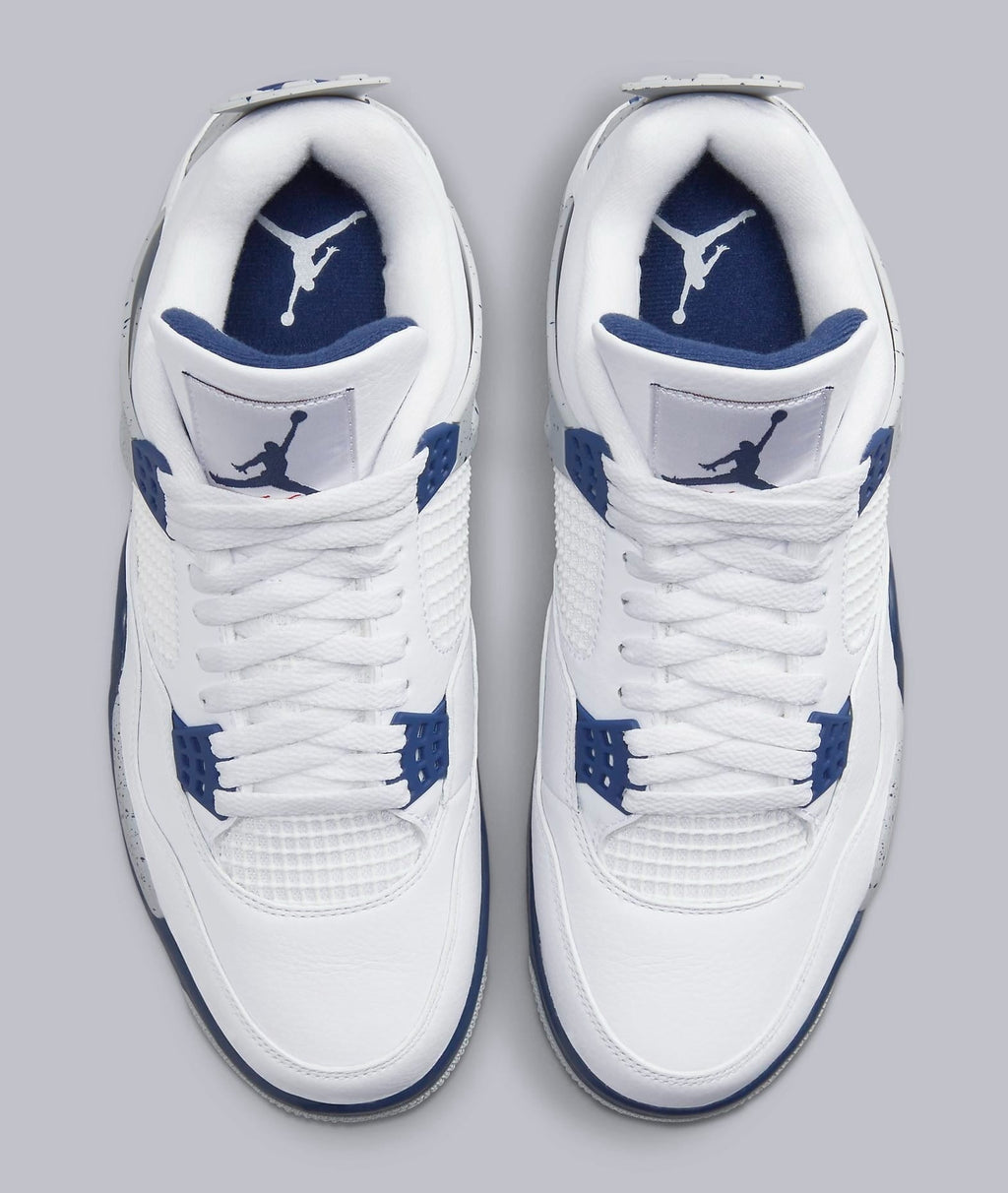Air Jordan 4 Retro in White Midnight Navy - product image from the listing.