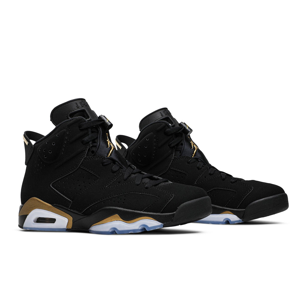 Defining Moments 2020 - Air Jordan 6 Retro CT4954-007 - product image from the listing.