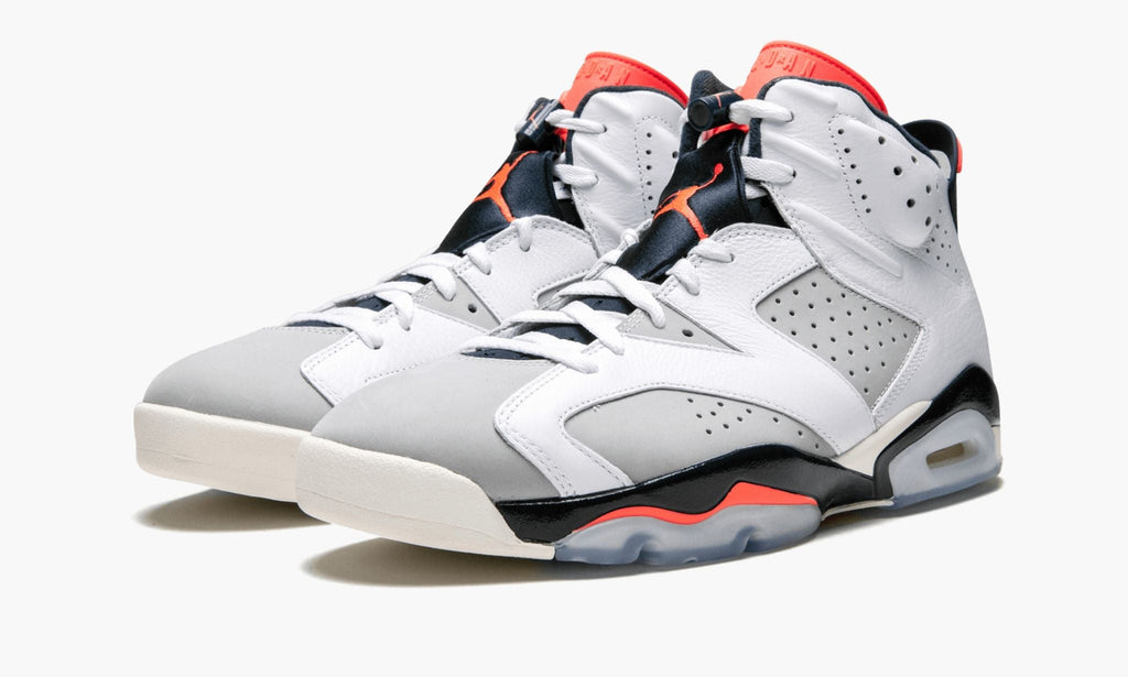 Tinker Hatfield - Air Jordan 6 Retro - product image from the listing.