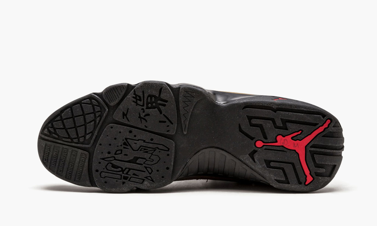 Retro - Air Jordan 9 - product photo shown in the listing for this item.