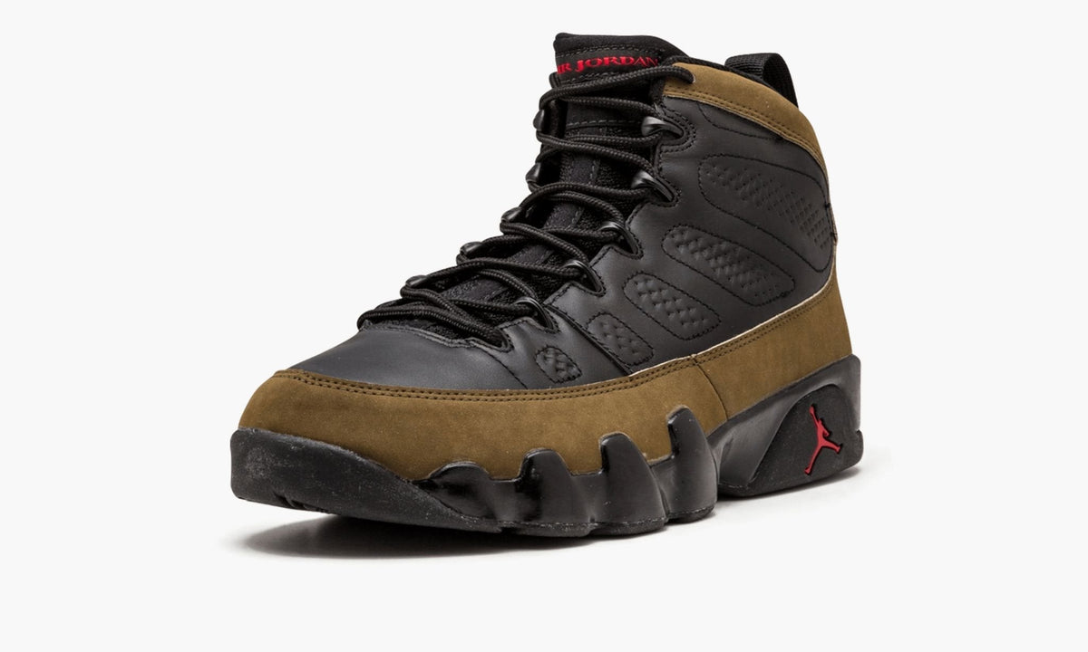 Retro - Air Jordan 9 - product photo shown in the listing for this item.