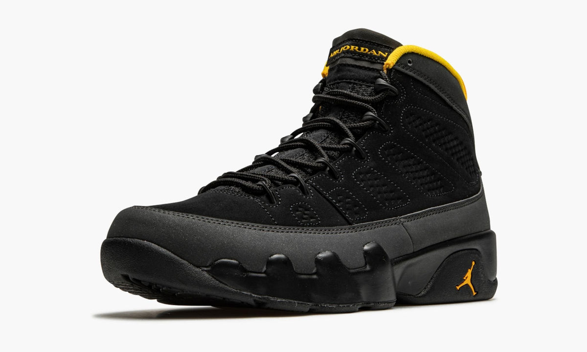 "University Gold" Air Jordan 9 Retro - product image from the listing.