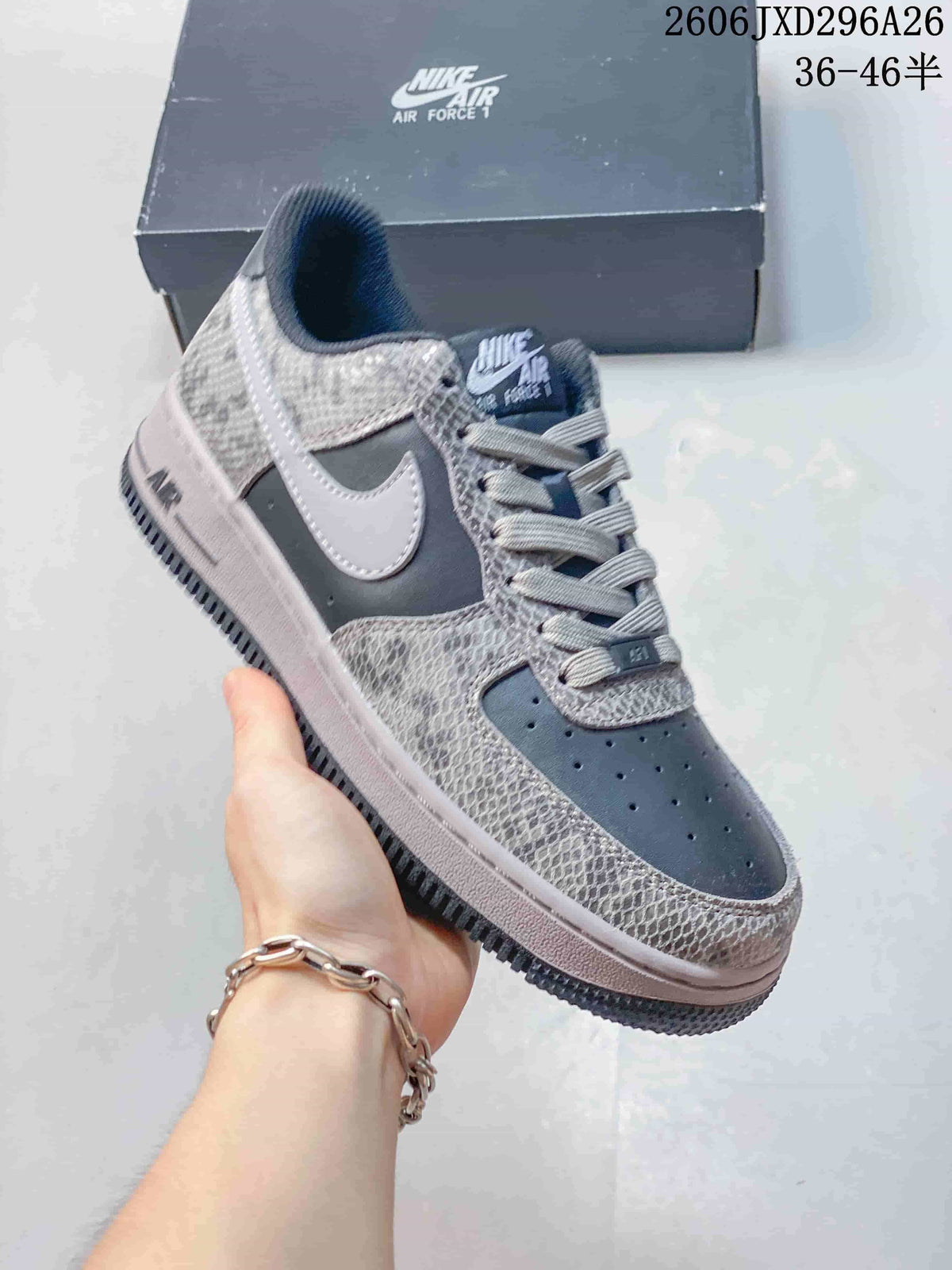 Nike Air Force 1 '07 Low-Top Sneakers in Grey White - product image from the listing.