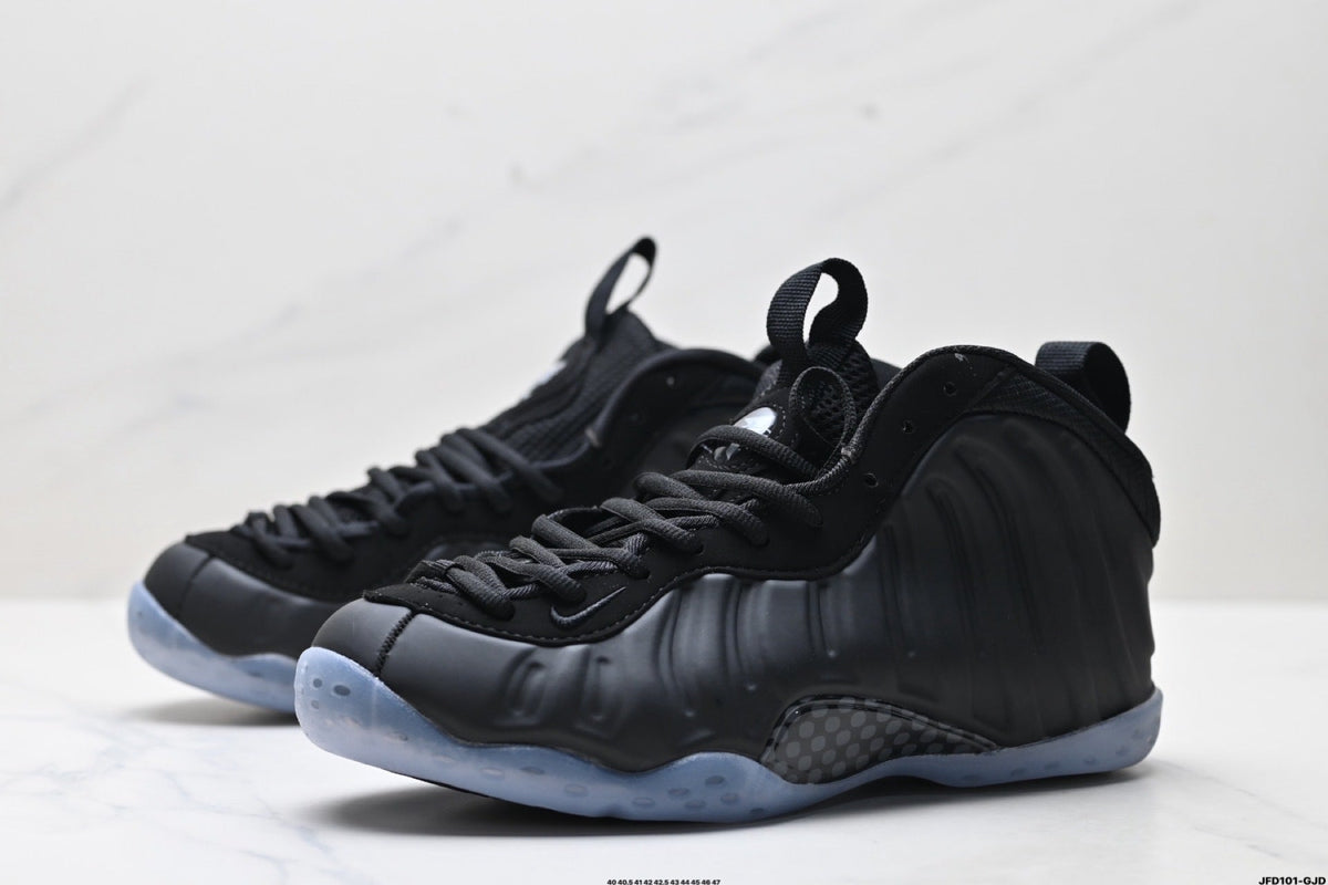 Nike Air Foamposite One Penny Hardaway Sneakers in Black - product image from the listing.