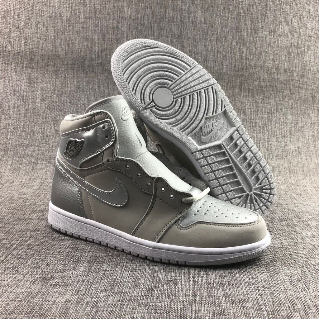 Air Jordan 1 High OG Japan Grey Silver Sneakers DC1788-029 - product image from the listing.