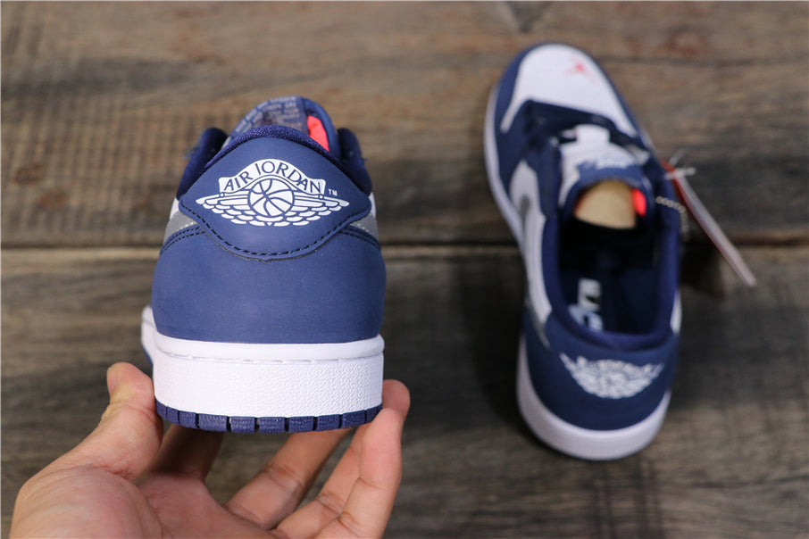 Nike SB x Air Jordan 1 Low in White Blue CJ7891-400 - product image from the listing.