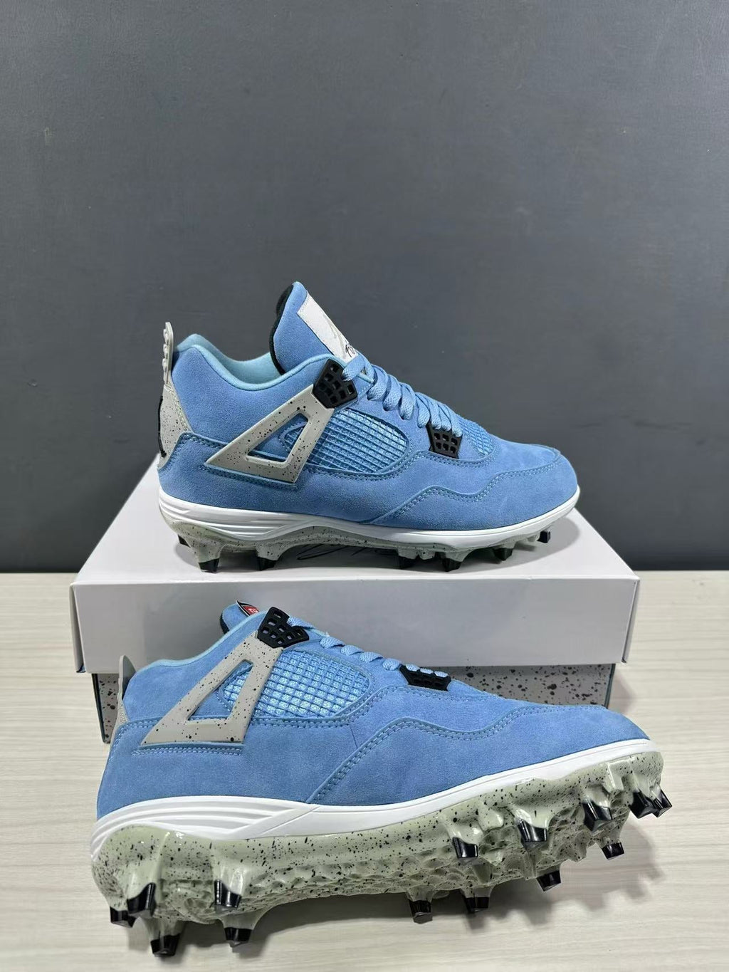 Air Jordan 4 University Blue Cleats CT8572-400 - product image from the listing.