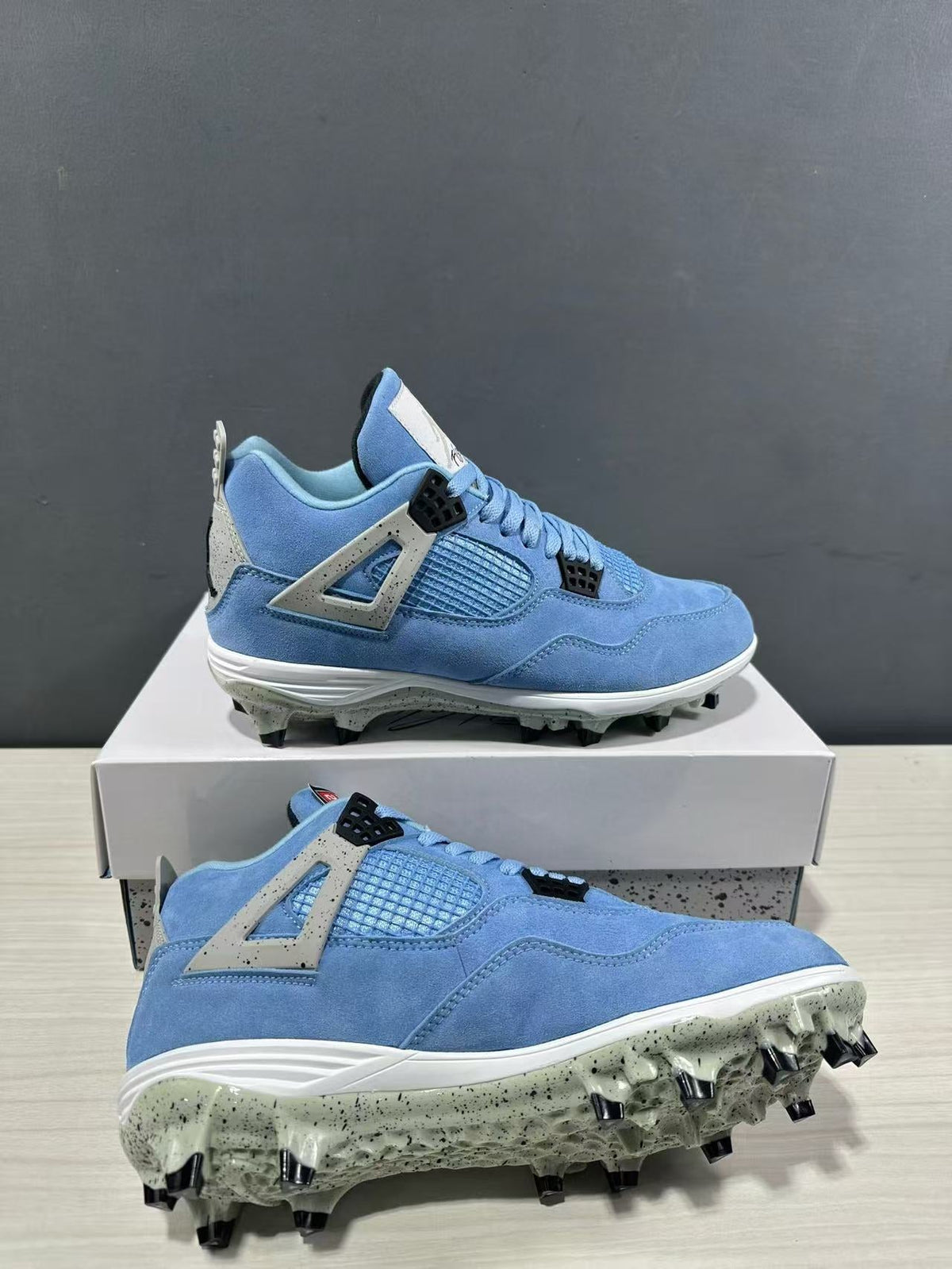 Air Jordan 4 University Blue Cleats CT8572-400 - product image from the listing.