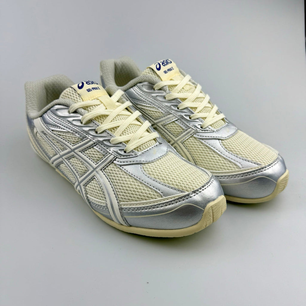 ASICS GEL-PTG Z 4 Sneakers in Silver 1203B126-100 - product image from the listing.