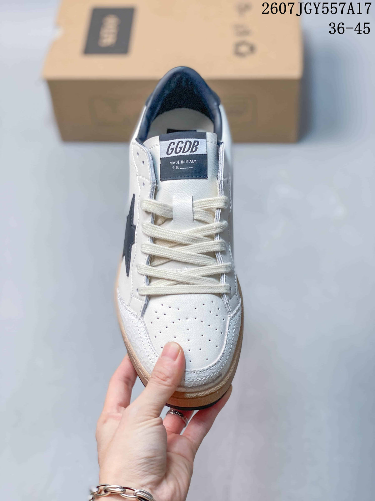 Golden Goose Ball Star Leather Trainers White Navy Star 2607TGY557A17 - product image from the listing.