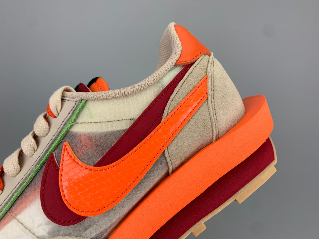 Nike LDWaffle CLOT x sacai DH1347-100 Trainers - product image from the listing.