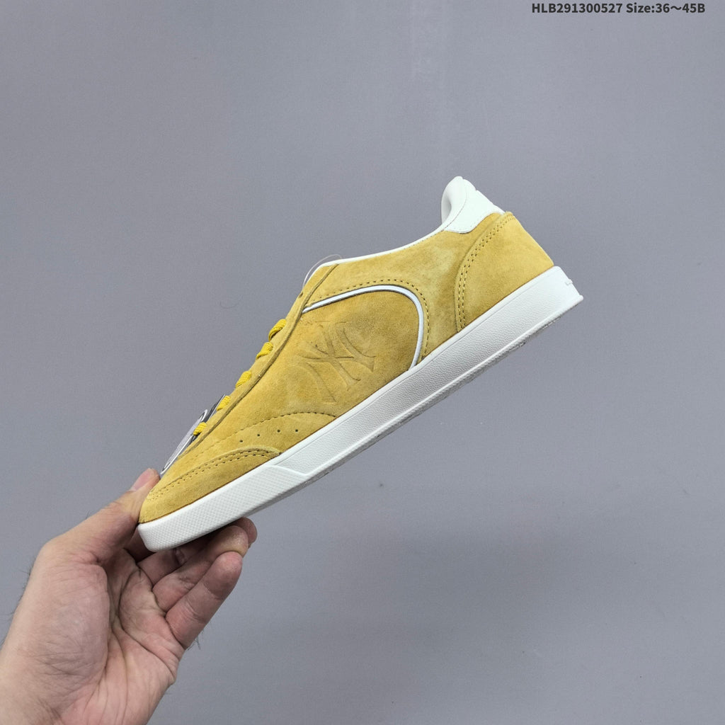 Suede MLB Clubbie SD Low-Top Sneakers - product image from the listing.