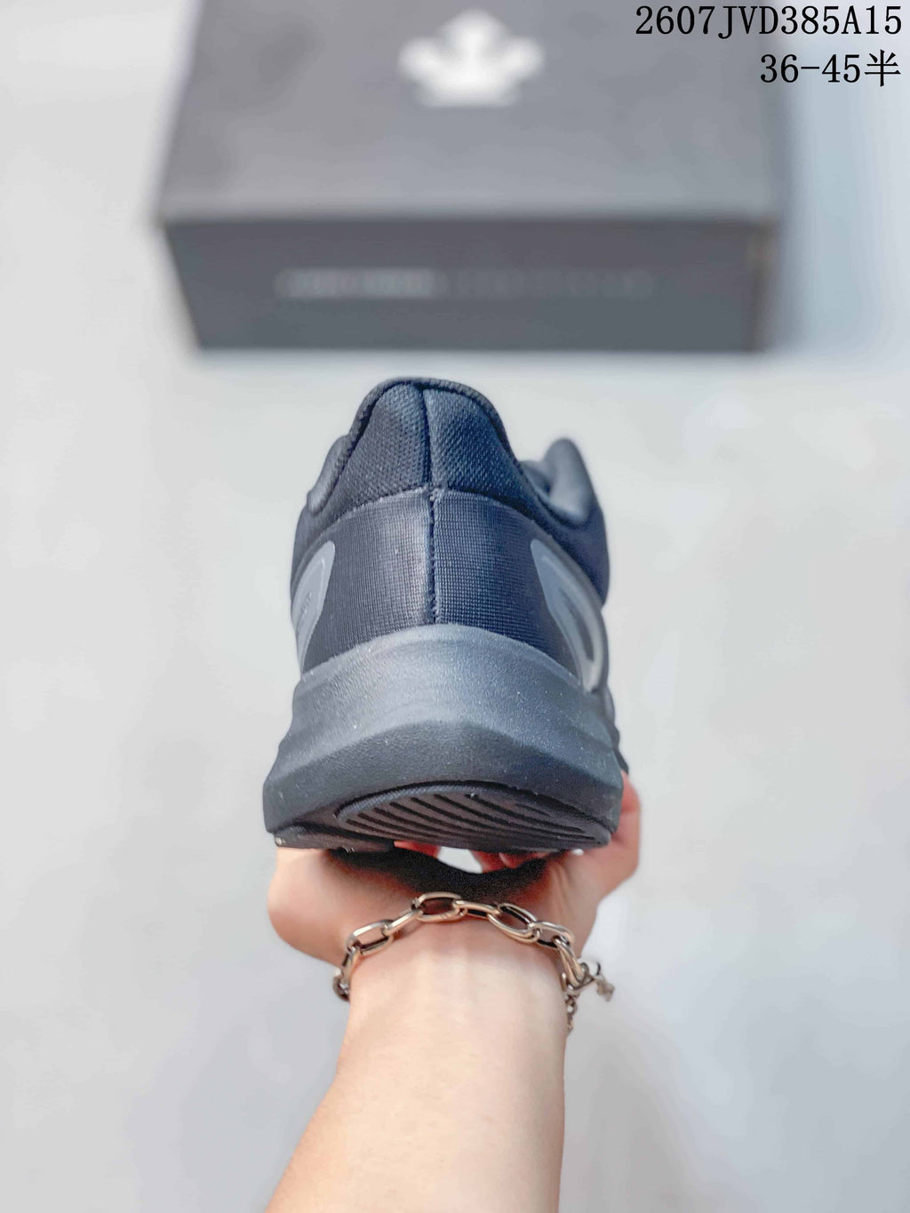 DESCENTE EASE WIRE Sneakers in Dark Gray 2607JVD385A15 - product image from the listing.
