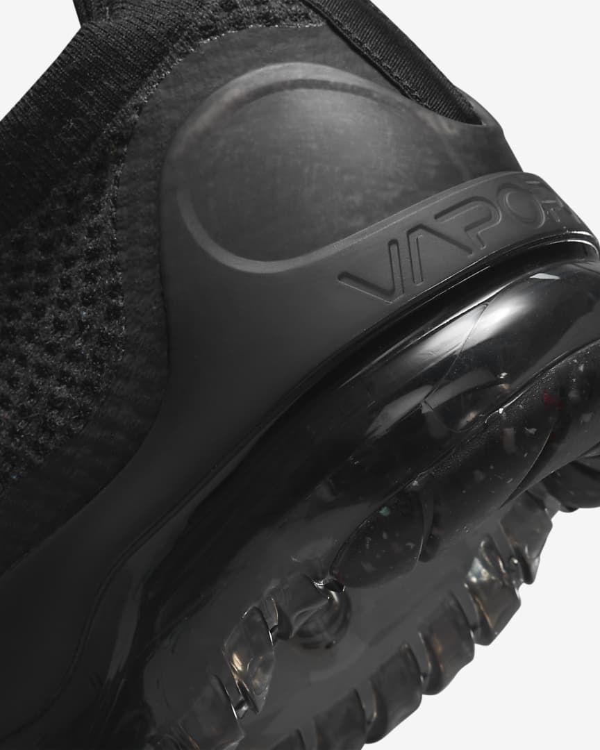 Nike Air VaporMax Flyknit 2021 Triple Sneakers in Black DH4084-001 - product image from the listing.