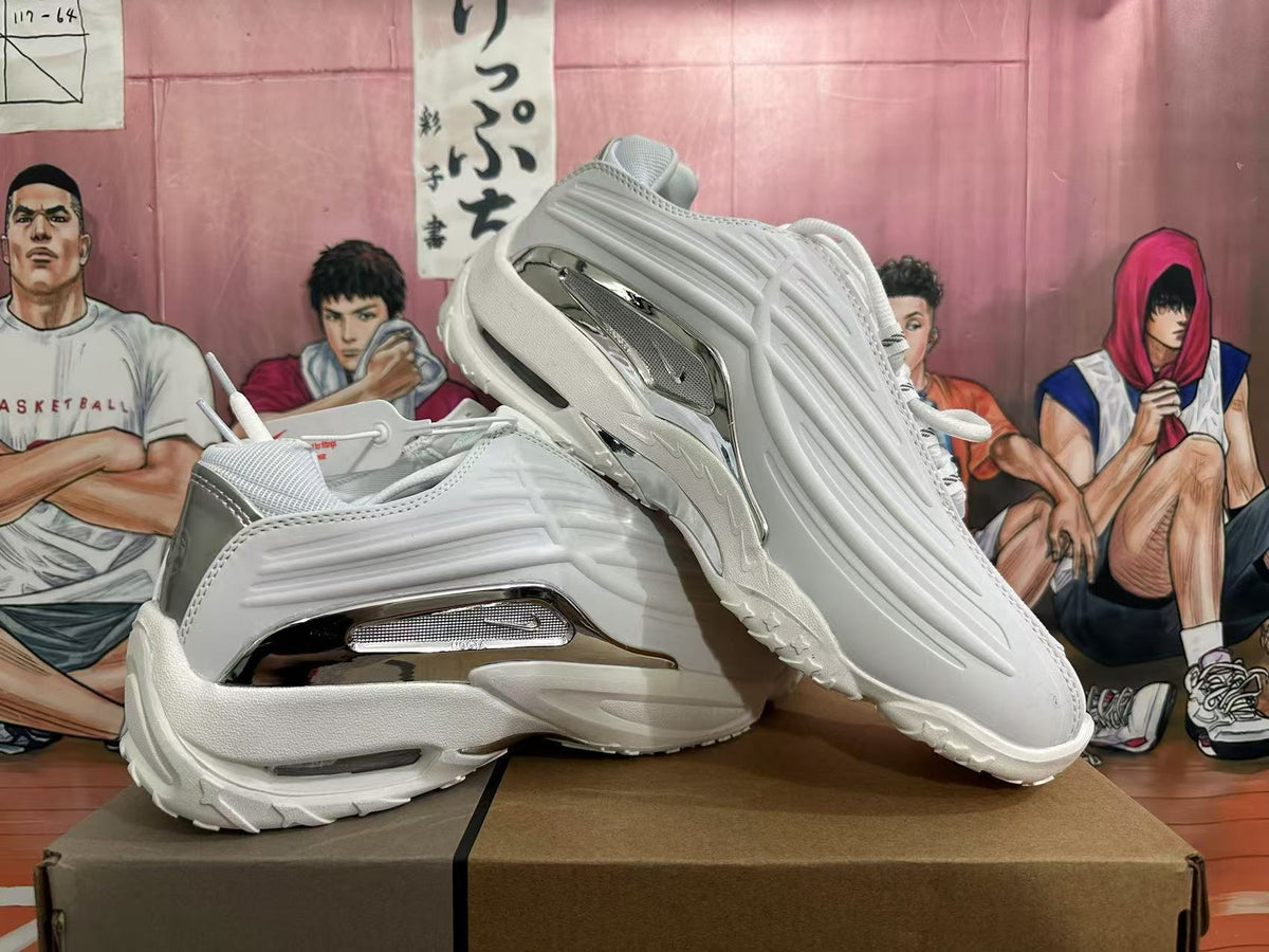G-TEK Sneakers in White and Silver - product image from the listing.