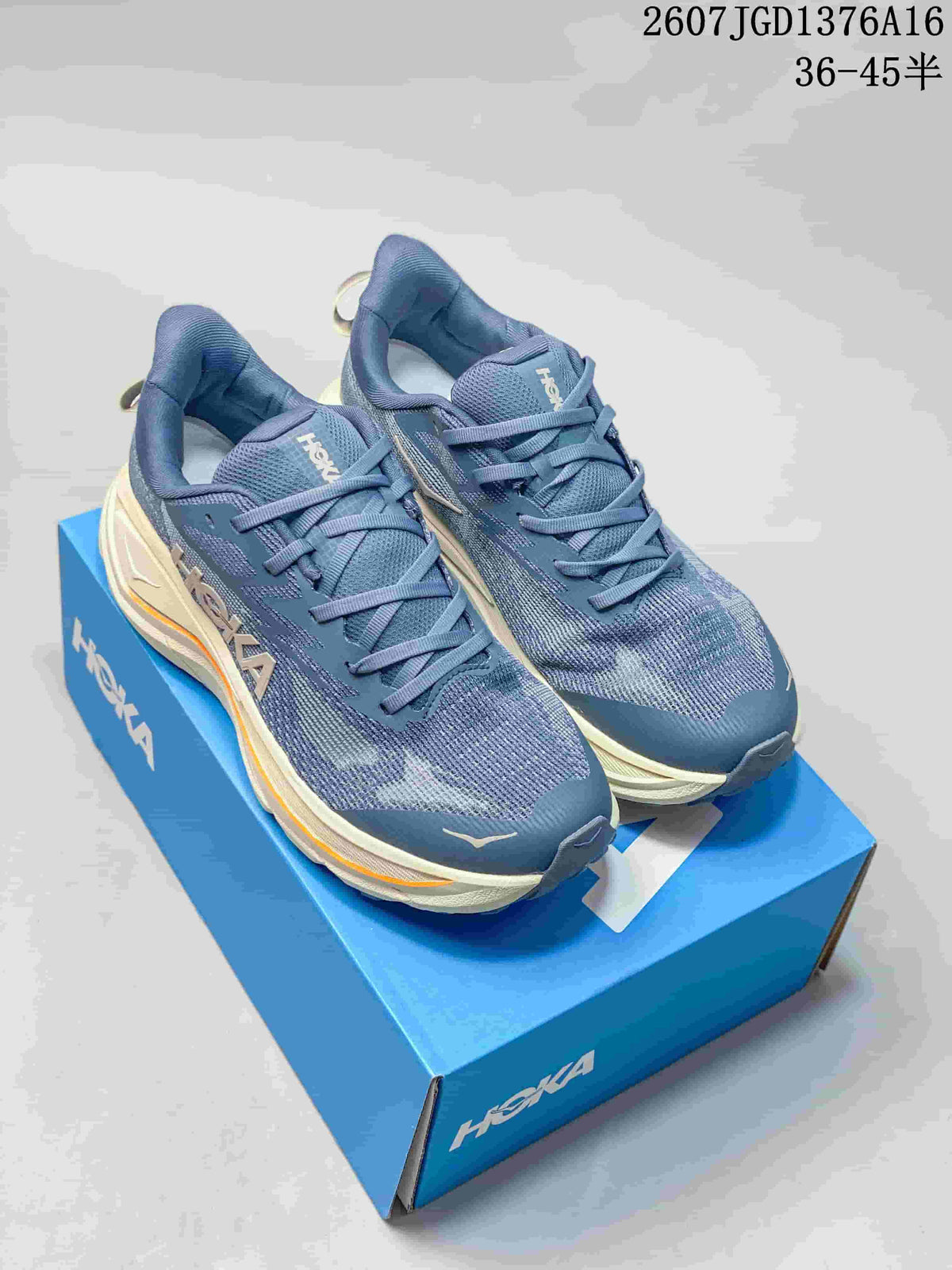Women's HOKA Challenger 8 Running Shoes Blue - product image from the listing.