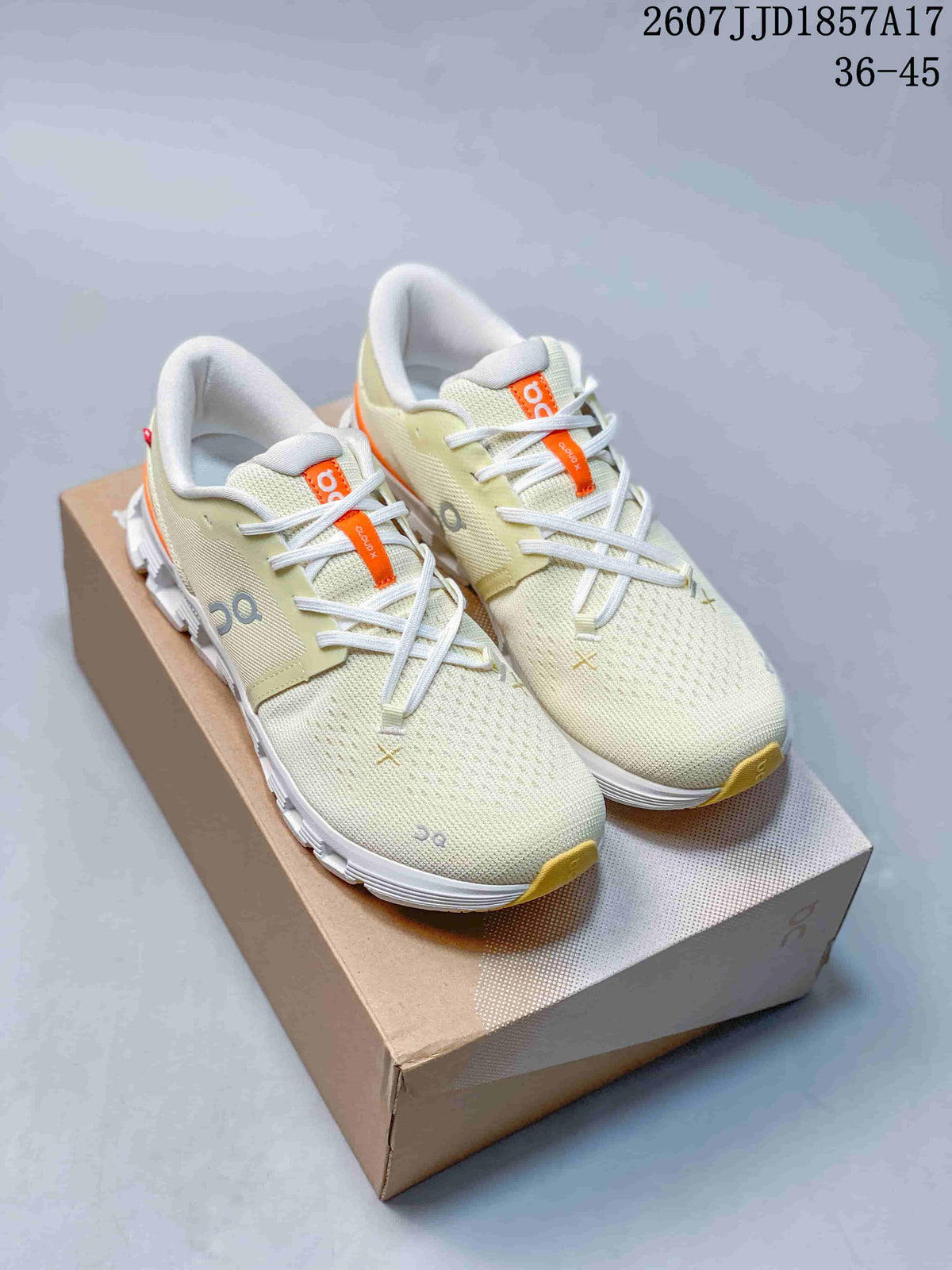On Cloud X 4 Low-Cut Sneakers - product image from the listing.