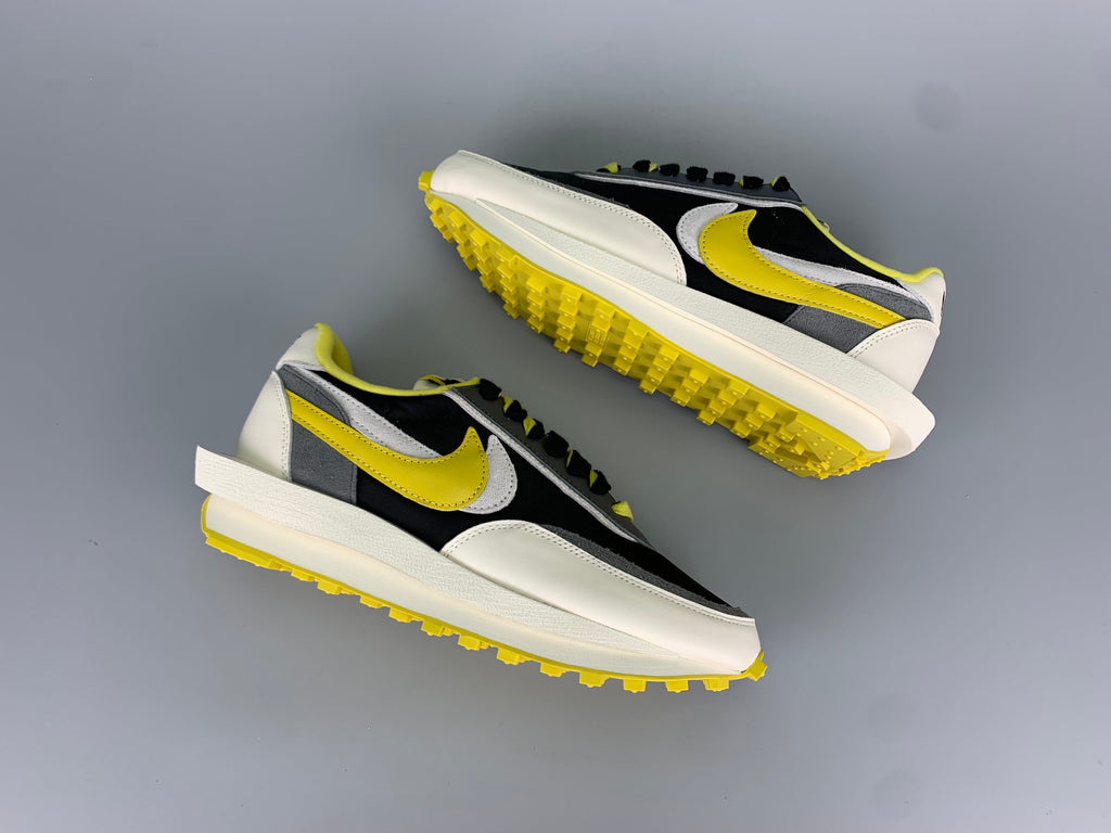 Nike x sacai LDV Waffle Trainers DJ4877-001 - product image from the listing.