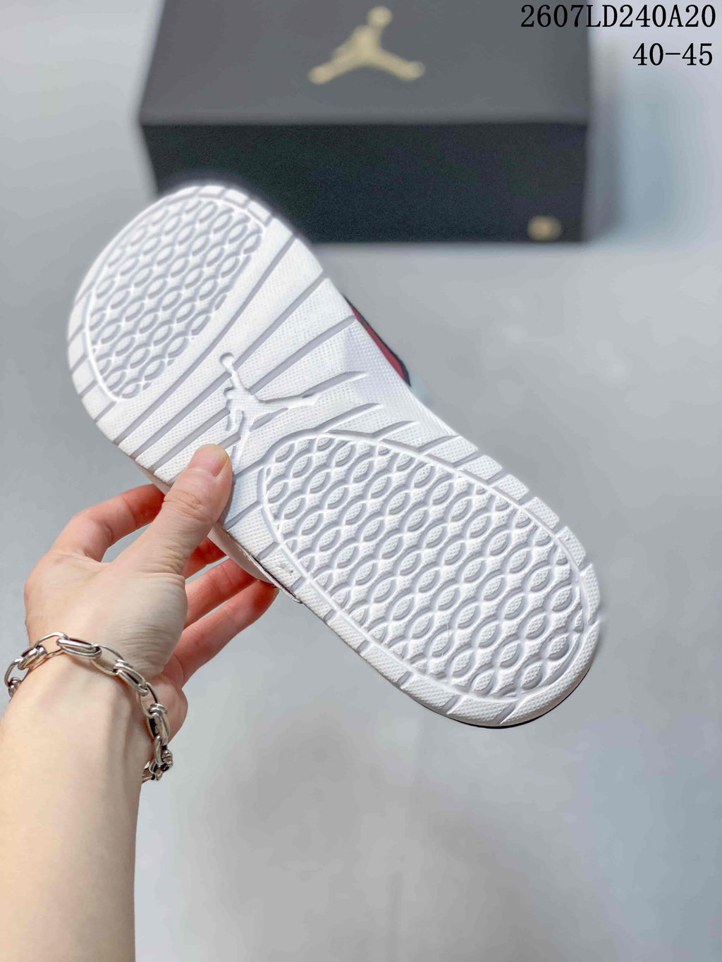Air Jordan Hydro II Retro Slides White Red Black - product image from the listing.