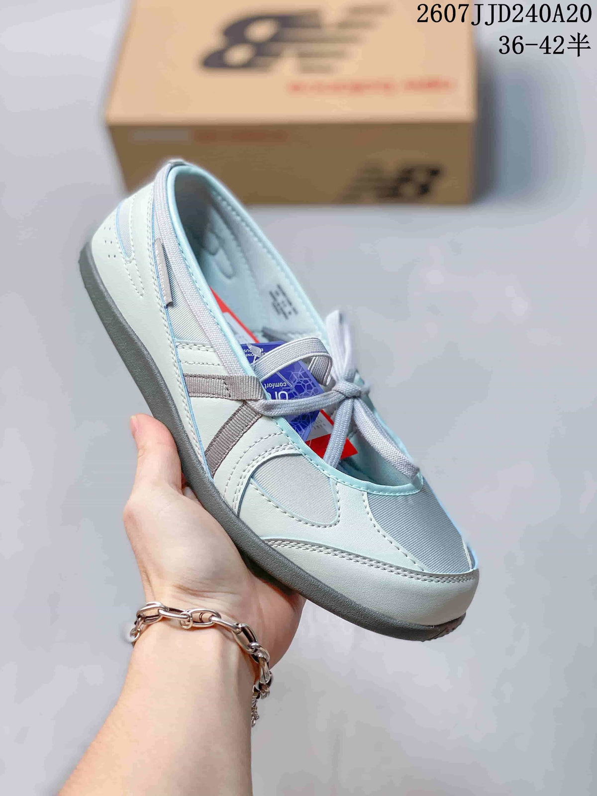Women's New Balance Flat Breeze Mary Jane Sneakers 711260QQT - product image from the listing.