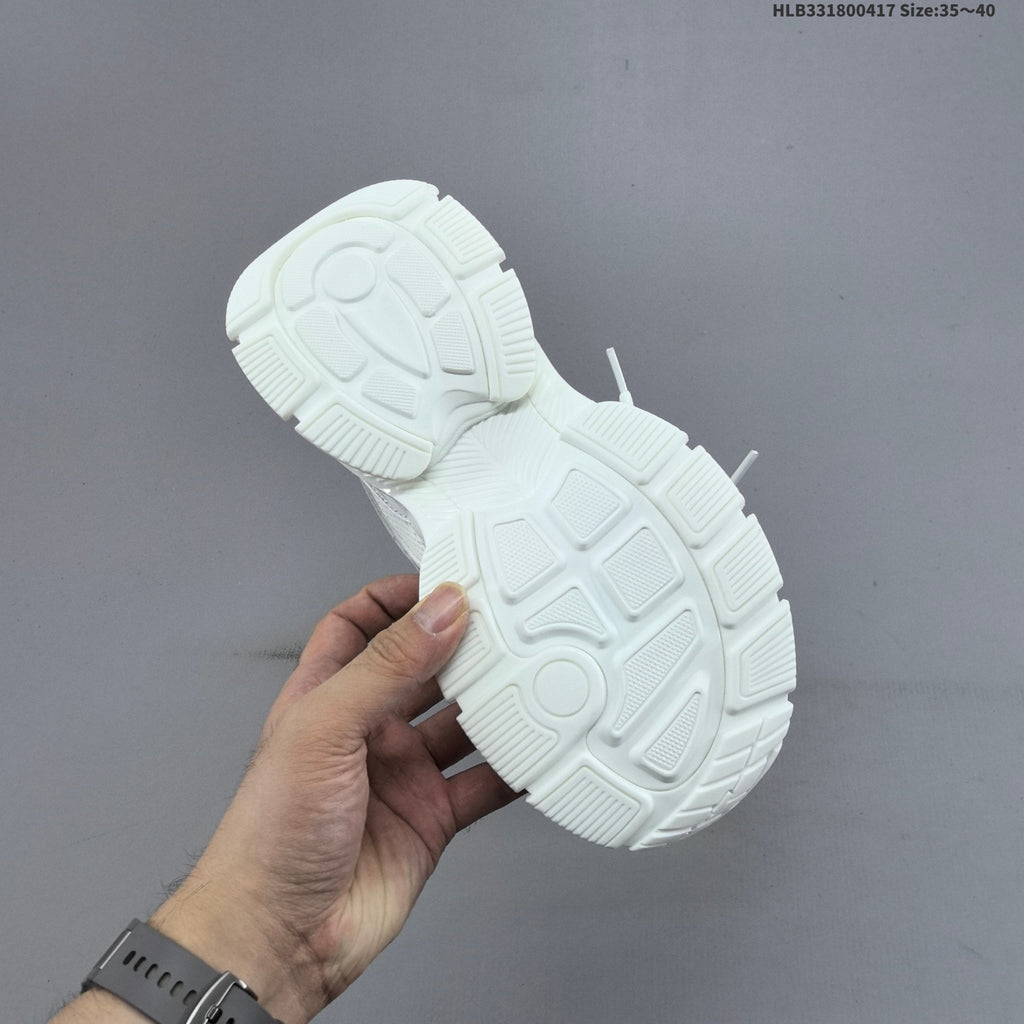 White GG-CC Chunky Low Sneakers - product image from the listing.