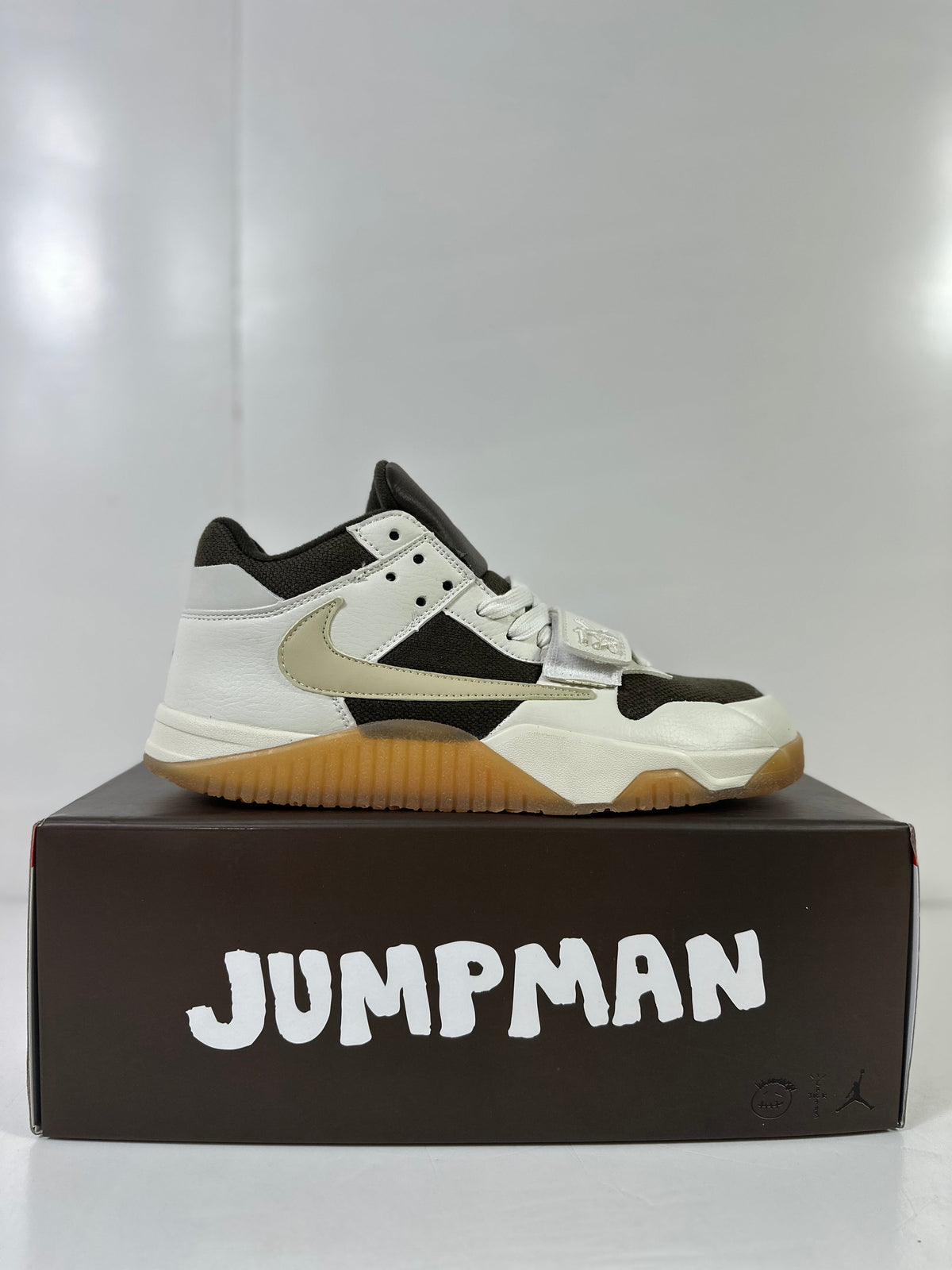 Jordan Jumpman Jack TR Low Sneakers in Sail Dark Mocha FZ8117-100 - product image from the listing.