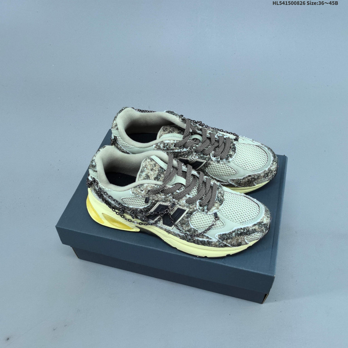 New Balance M2010 Retro Running-Inspired Trainers - product image from the listing.