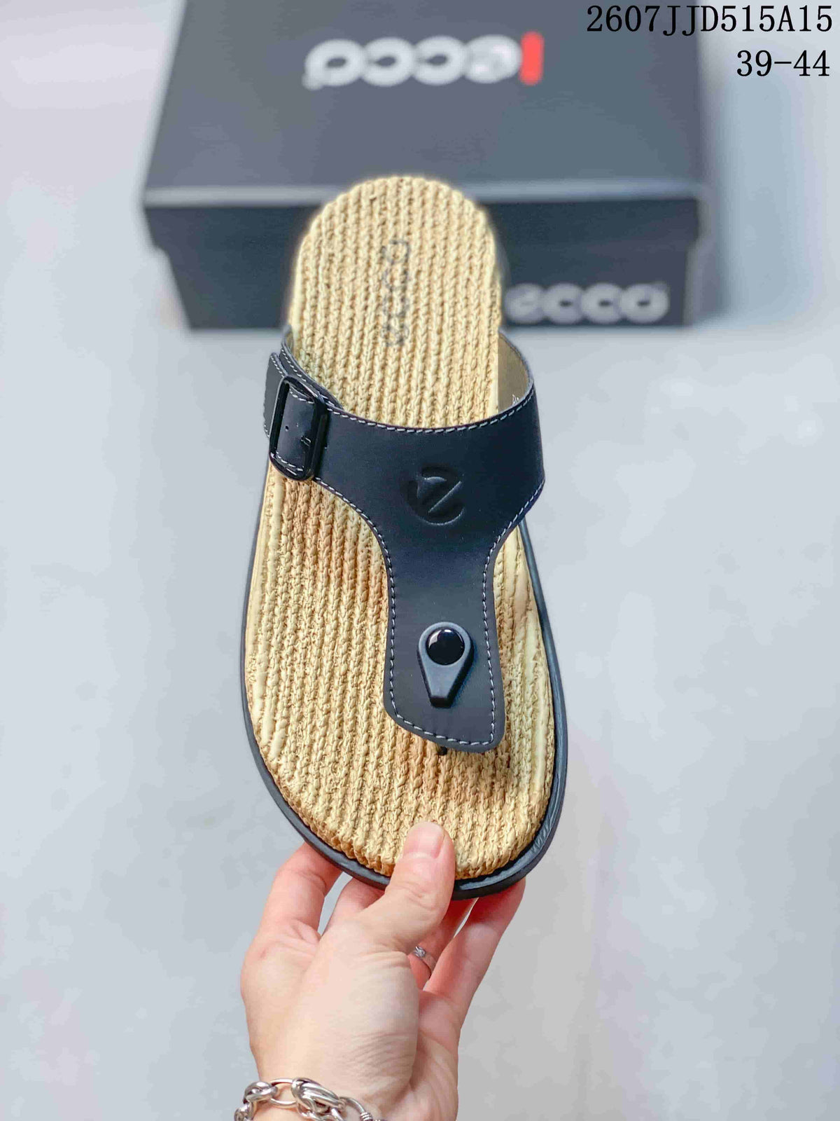 JJD515A15 Black Thong Sandals by ECCO - product image from the listing.