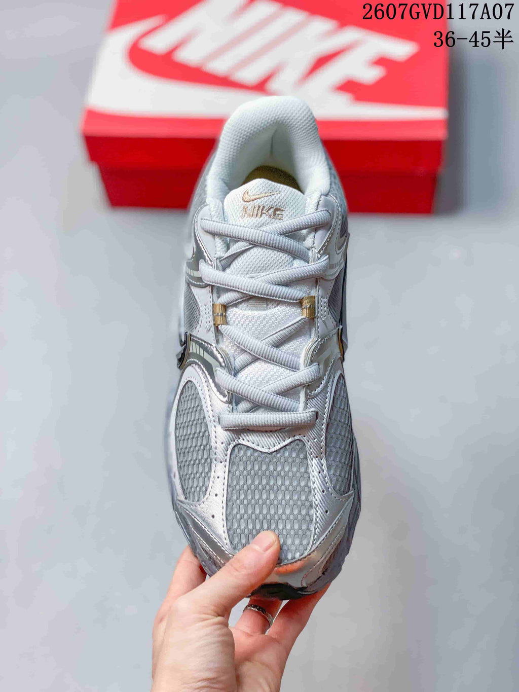 Nike V5 RNR Running Sneakers in Silver Gray 2607GVD117A07 - product image from the listing.