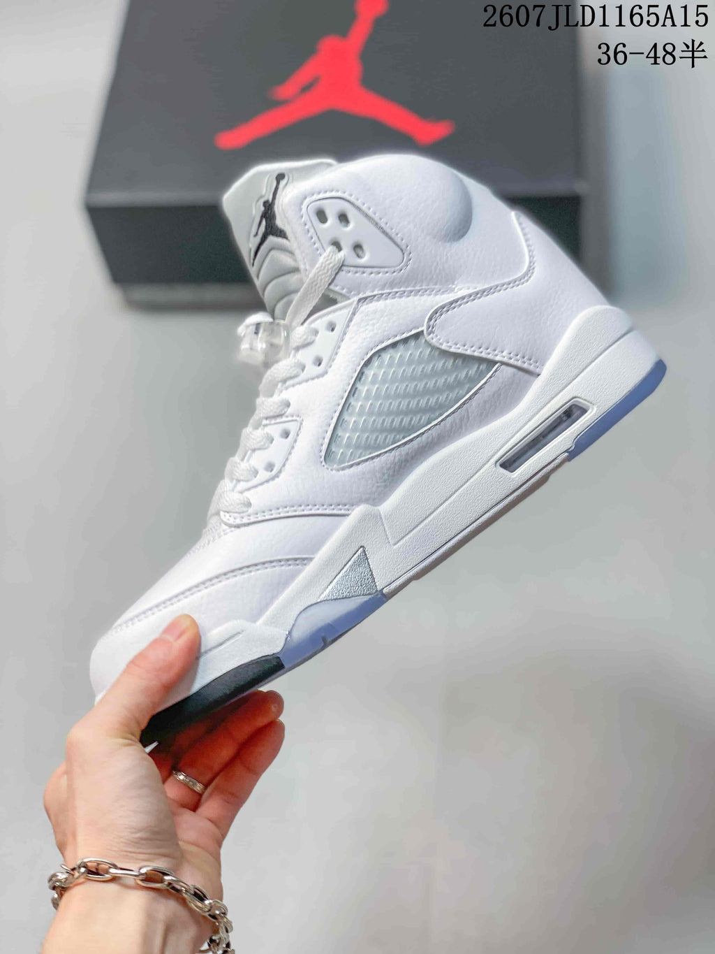 Air Jordan 5 Retro OG White Metallic High-Top Sneakers - product image from the listing.