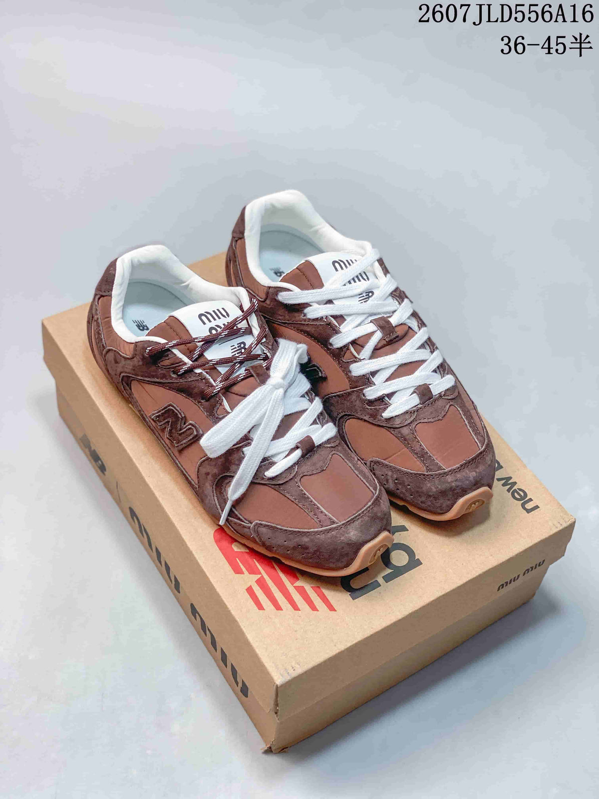 Miu Miu x New Balance 530 SL Sneakers in Brown 2607JLD556A16 - product image from the listing.
