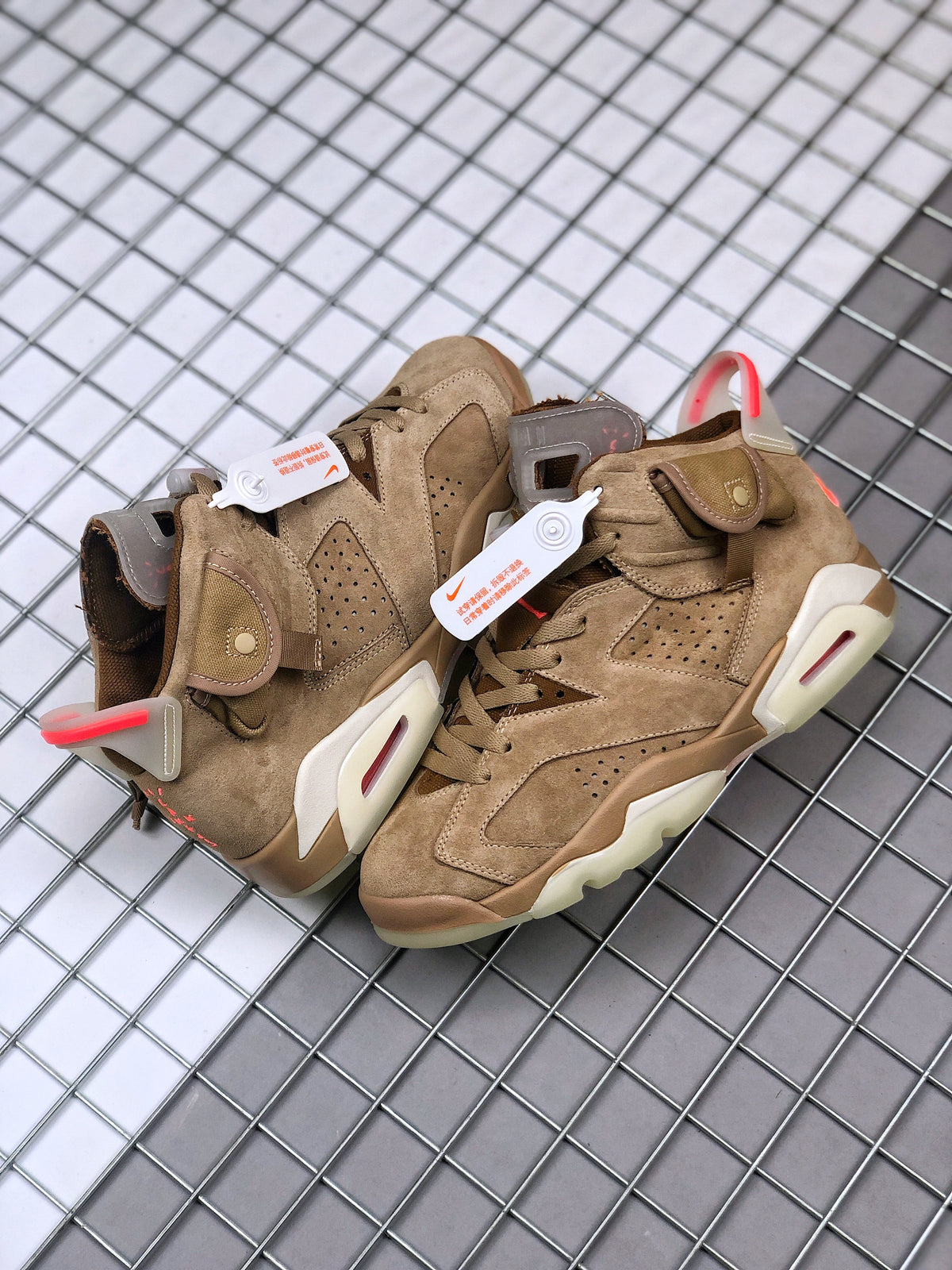 Air Jordan 6 Travis Scott Desert Tan DH0690-200 - product image from the listing.