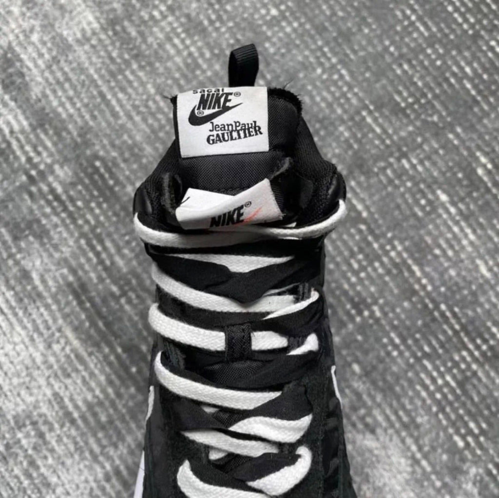 Nike VaporWaffle DH9186-001 Sneakers in Black and White - product image from the listing.