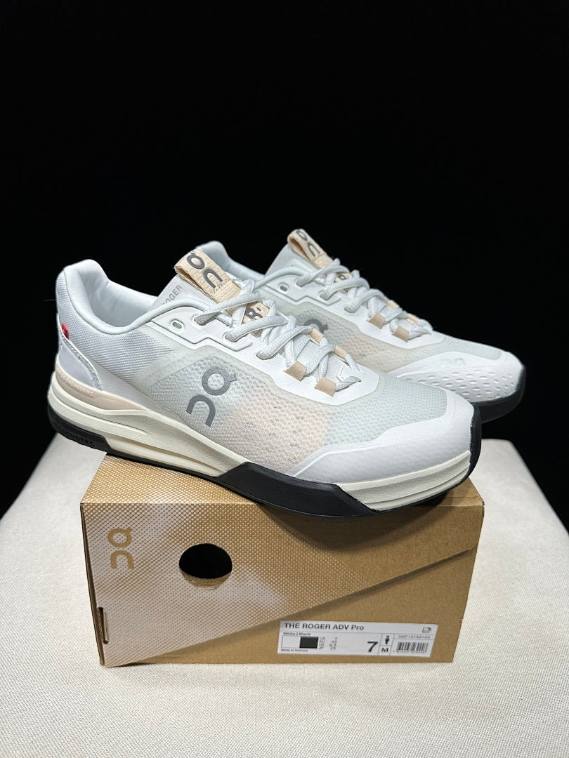 On The Roger Advantage Pro White and Beige Court Trainers - product image from the listing.