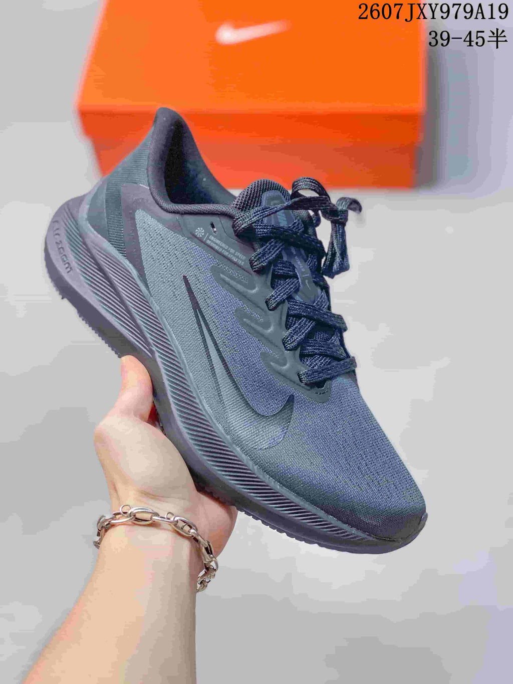 Men's Nike Zoom Winflo 7 Running Sneakers JXY979A19 - product image from the listing.
