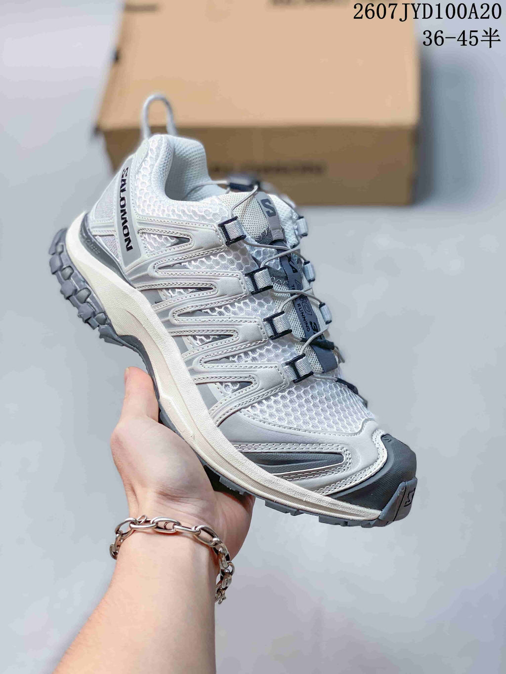 Salomon XA PRO 3D Trail Shoes for Running 2607TYD100A20 - product image from the listing.
