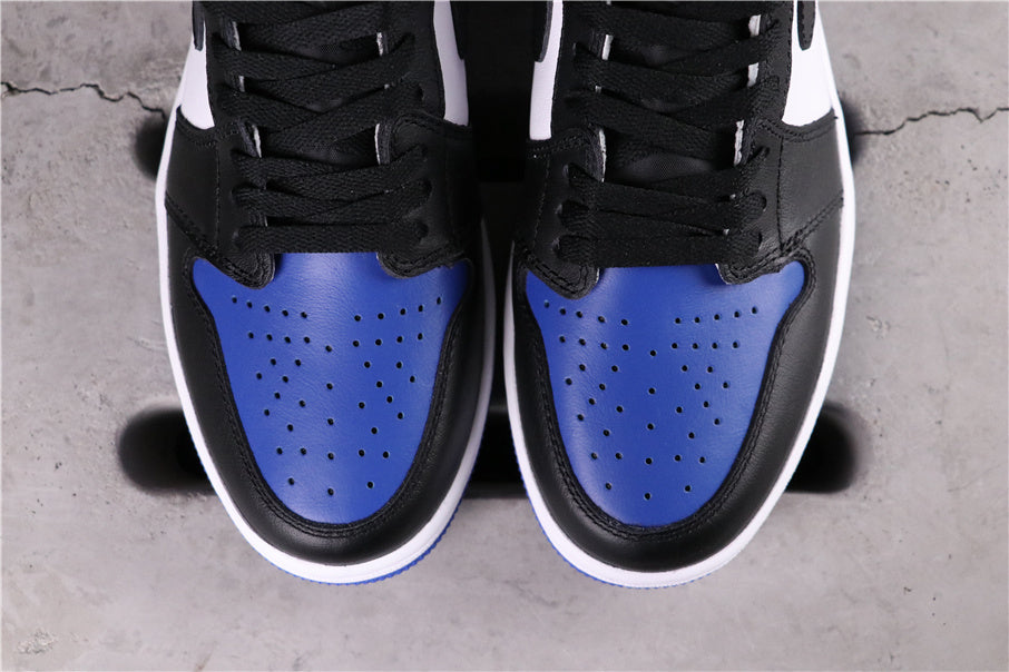 Air Jordan 1 High OG Court Sneakers in Purple 555088-041 - product image from the listing.