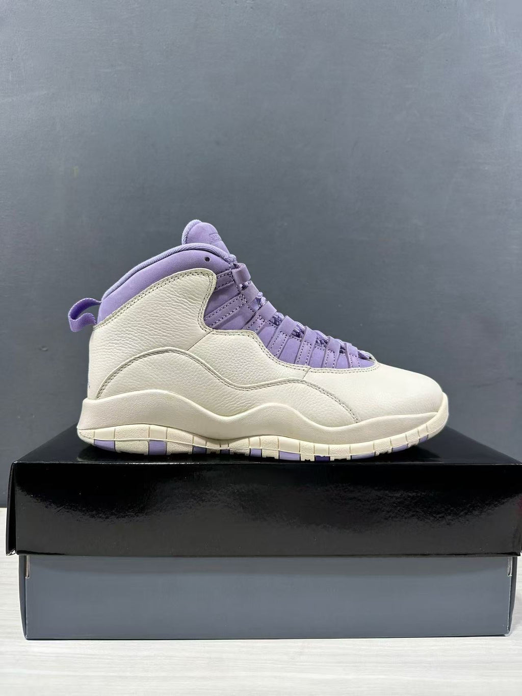 Air Jordan 10 Hydrangeas Sneakers White Purple IQ0388-101 - product image from the listing.