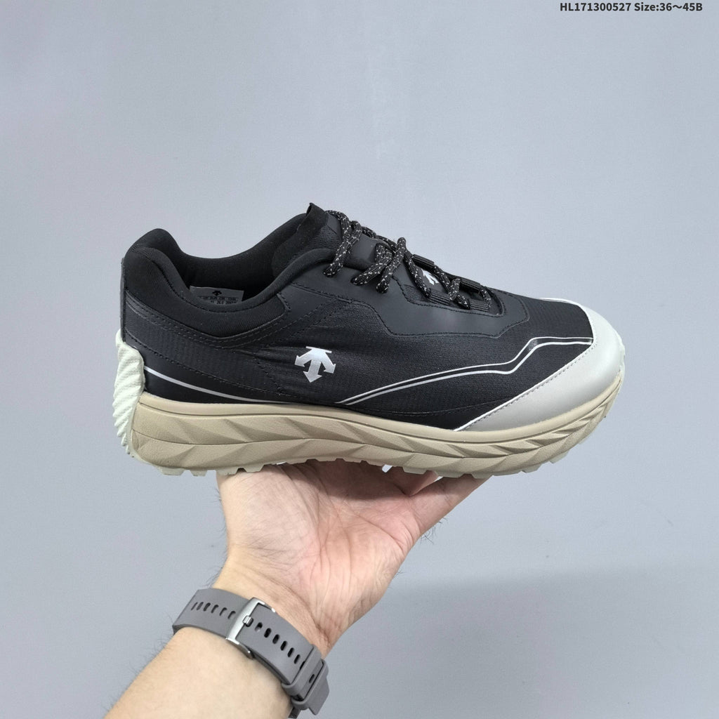 DESCENTE TERRAIN D Low-Cut Hiking Shoes D5293USN41 - product image from the listing.