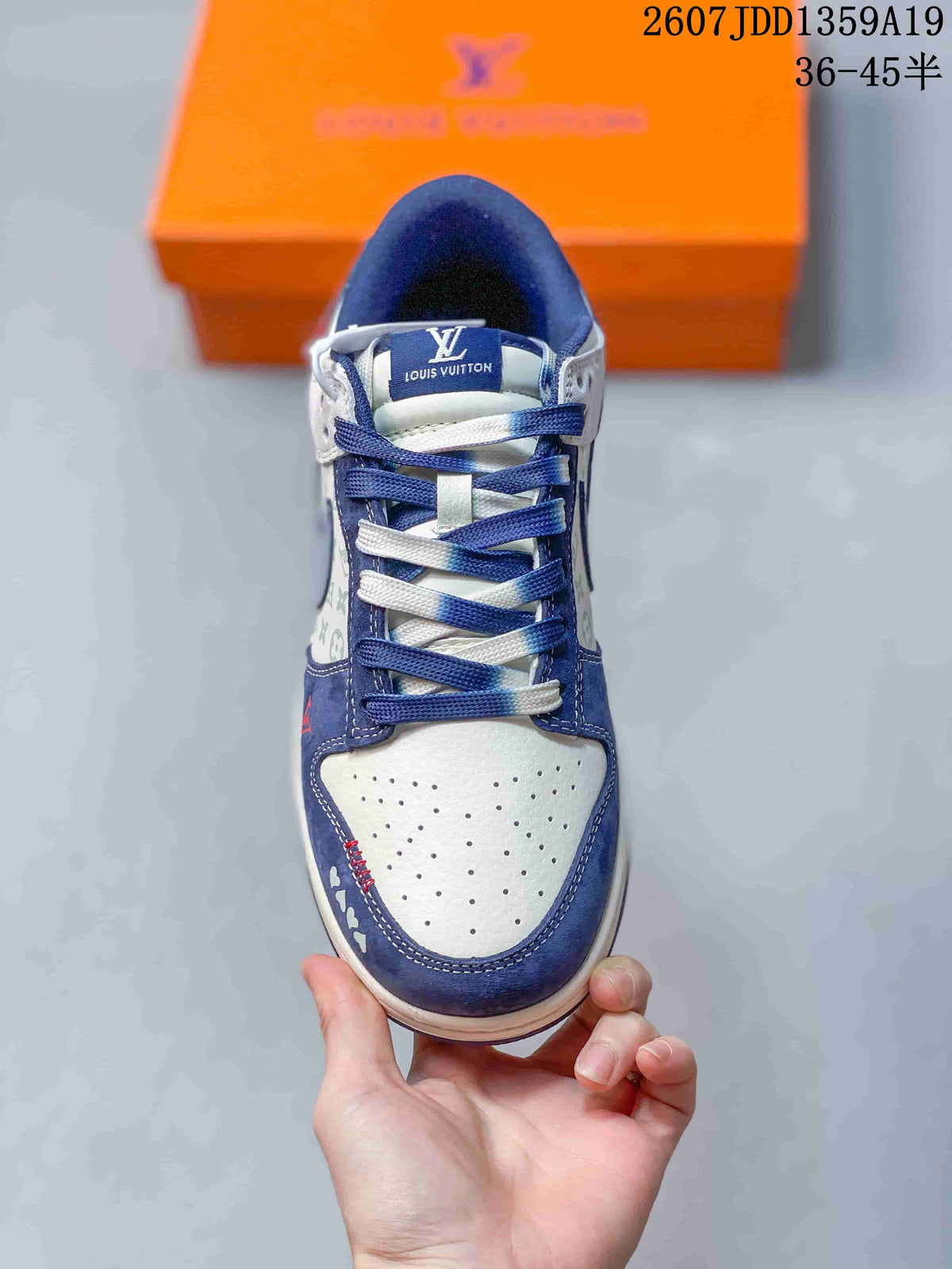 Air Jordan 1 Low Sneakers White and Navy - product image from the listing.